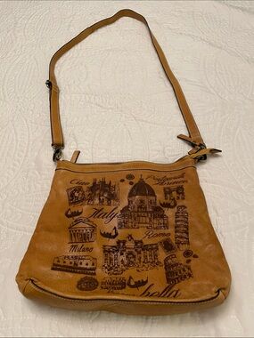 Vintage FIRENZE BELLA Italian City Scape Cognac Leather Crossbody Bag of Italy